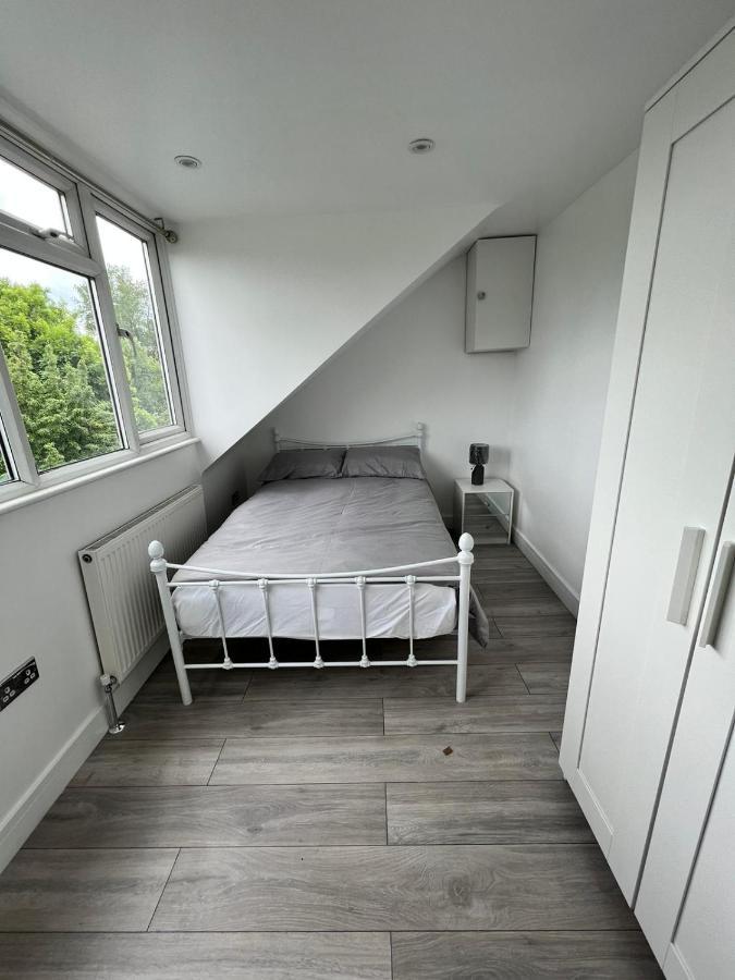 Lovely 2 Bedroom Flat With Roof Terrace In London Nw6 Exterior photo