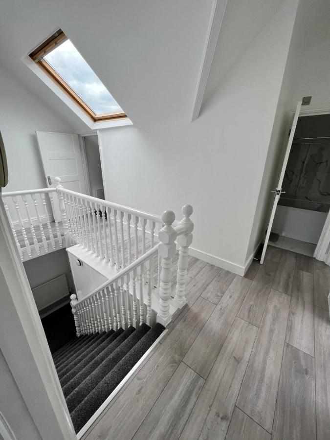 Lovely 2 Bedroom Flat With Roof Terrace In London Nw6 Exterior photo